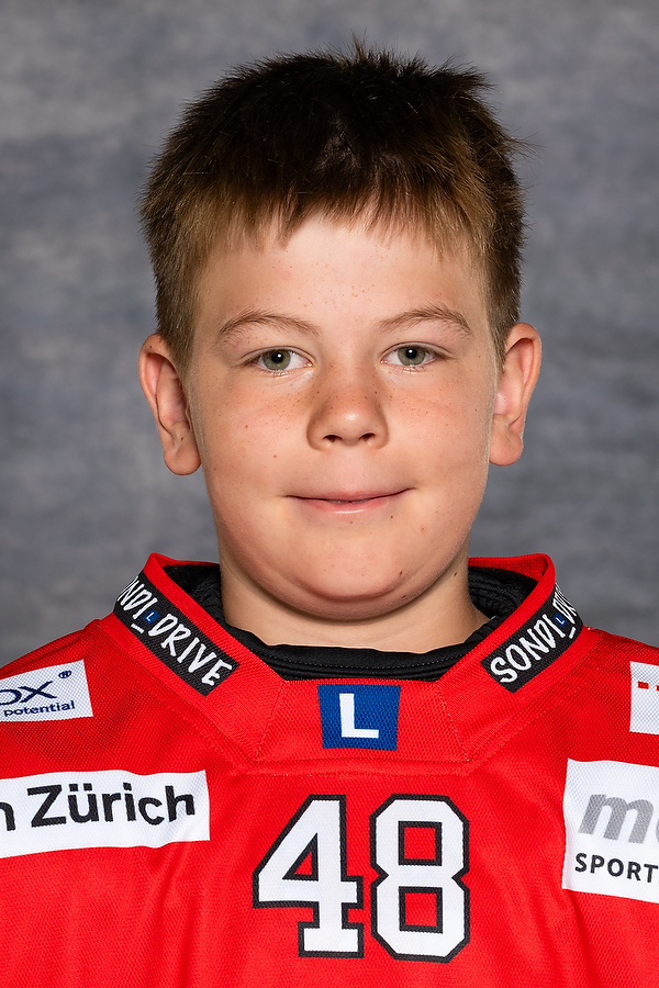 Portrait Foto von Elias Hug Nummer: 48