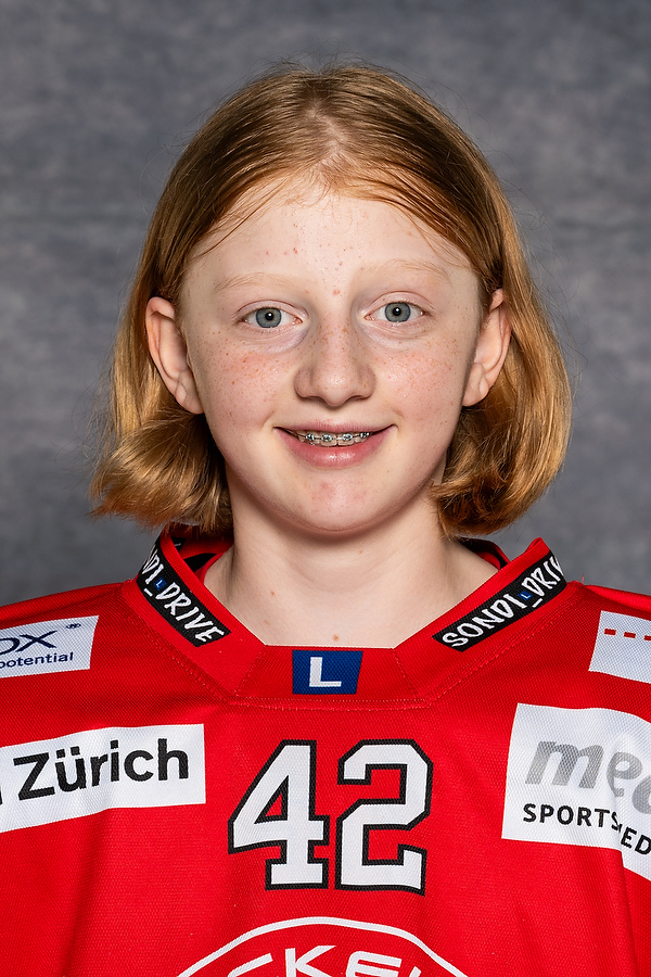 Portrait Foto von Aline Ladu Nummer: 42