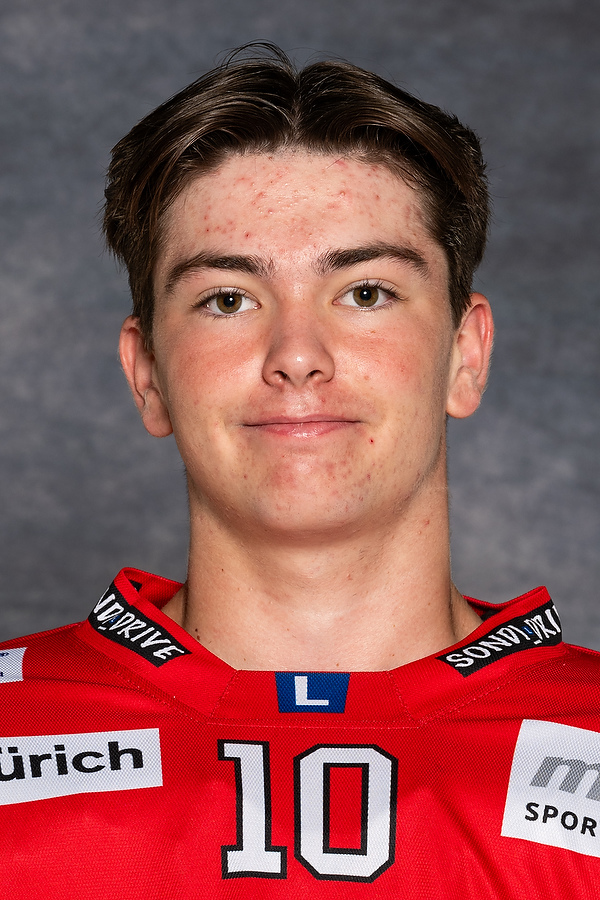Portrait Foto von Luca Ochsner Nummer: 10