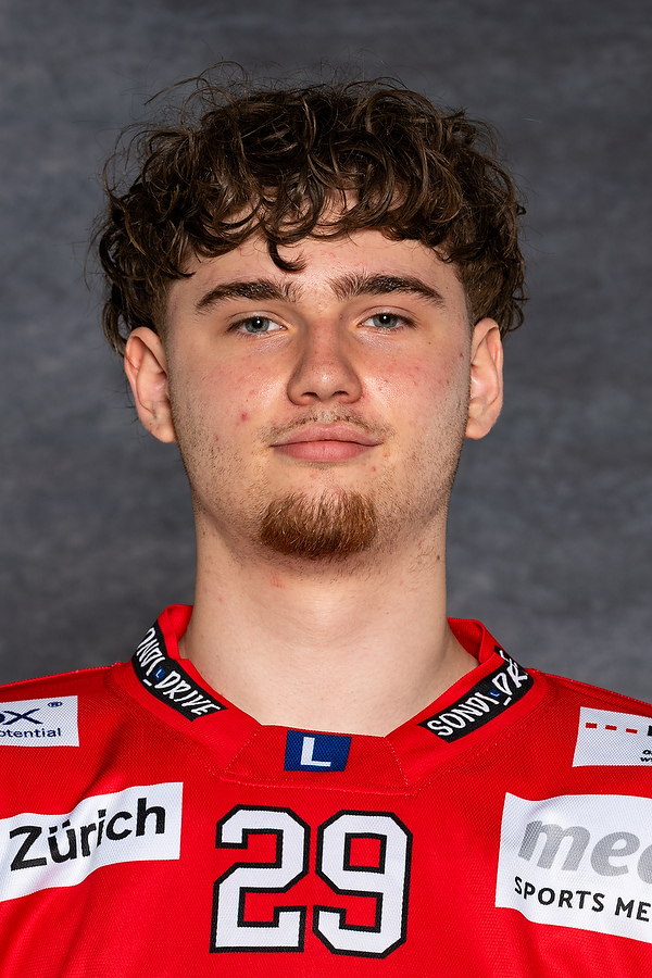 Portrait Foto von Mattia Peter Nummer: 29