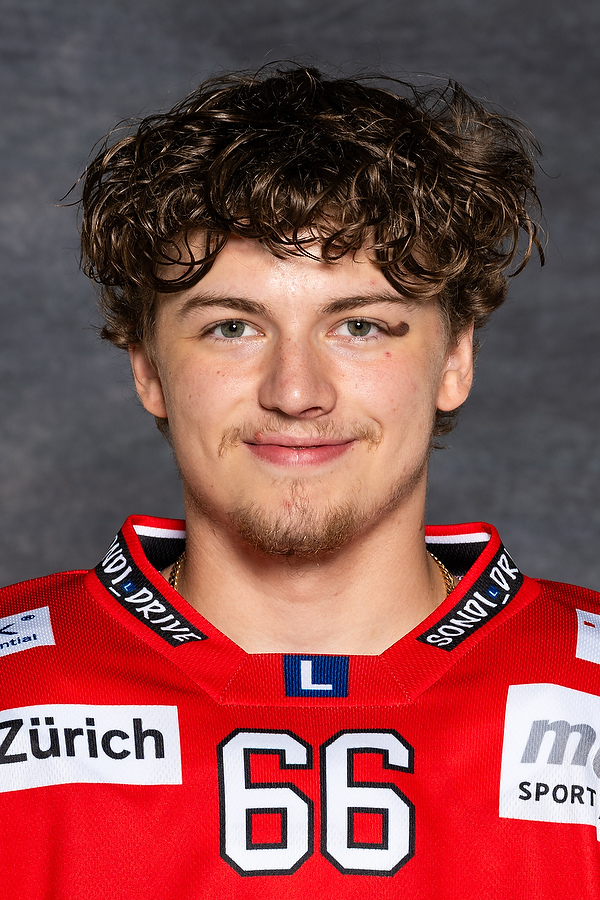 Portrait Foto von Justin ﻿Studer Nummer: 66