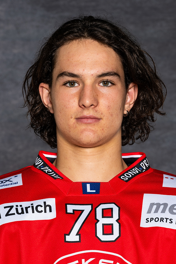 Portrait Foto von Gian Andri Wild Nummer: 78